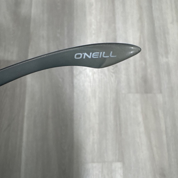 O’Neil Tow 2.0 105P Polarized Sunglasses Matte Grey/Blue - Picture 4 of 5